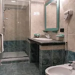 Hotel Village Paradise 4*