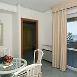 Village Paradise 4* Mandatoriccio Marina