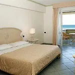 Village Paradise Ξενοδοχείο 4*