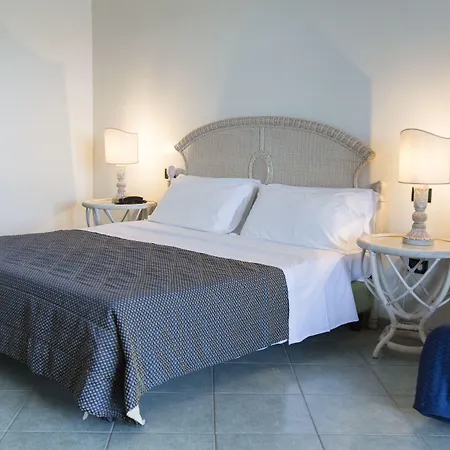 Village Paradise 4* Mandatoriccio Marina