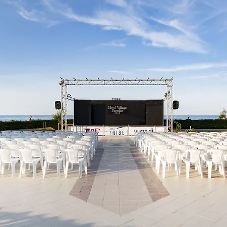 Village Paradise Szálloda 4*