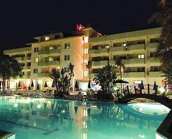 Village Paradise מלון מנדטוריצ'יו מרינה