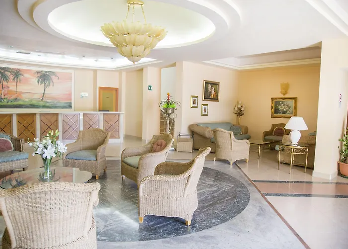 Village Paradise Hotel 4*