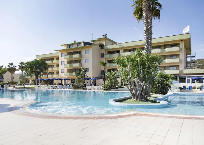 Village Paradise 4* Mandatoriccio Marina