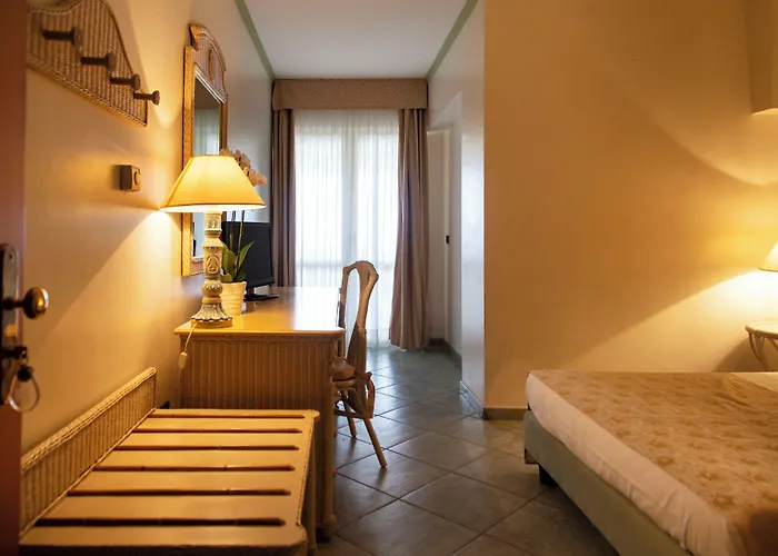 Hotell Village Paradise