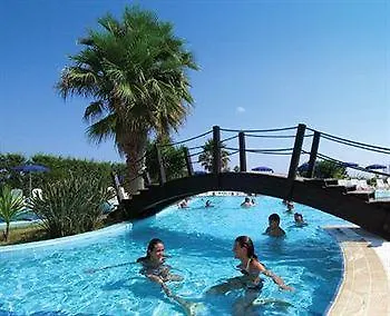 Village Paradise Hotel 4*