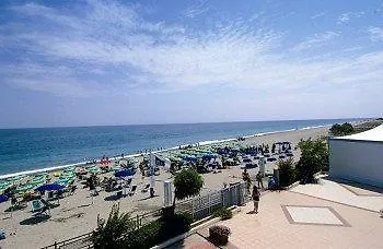 Village Paradise Hotel